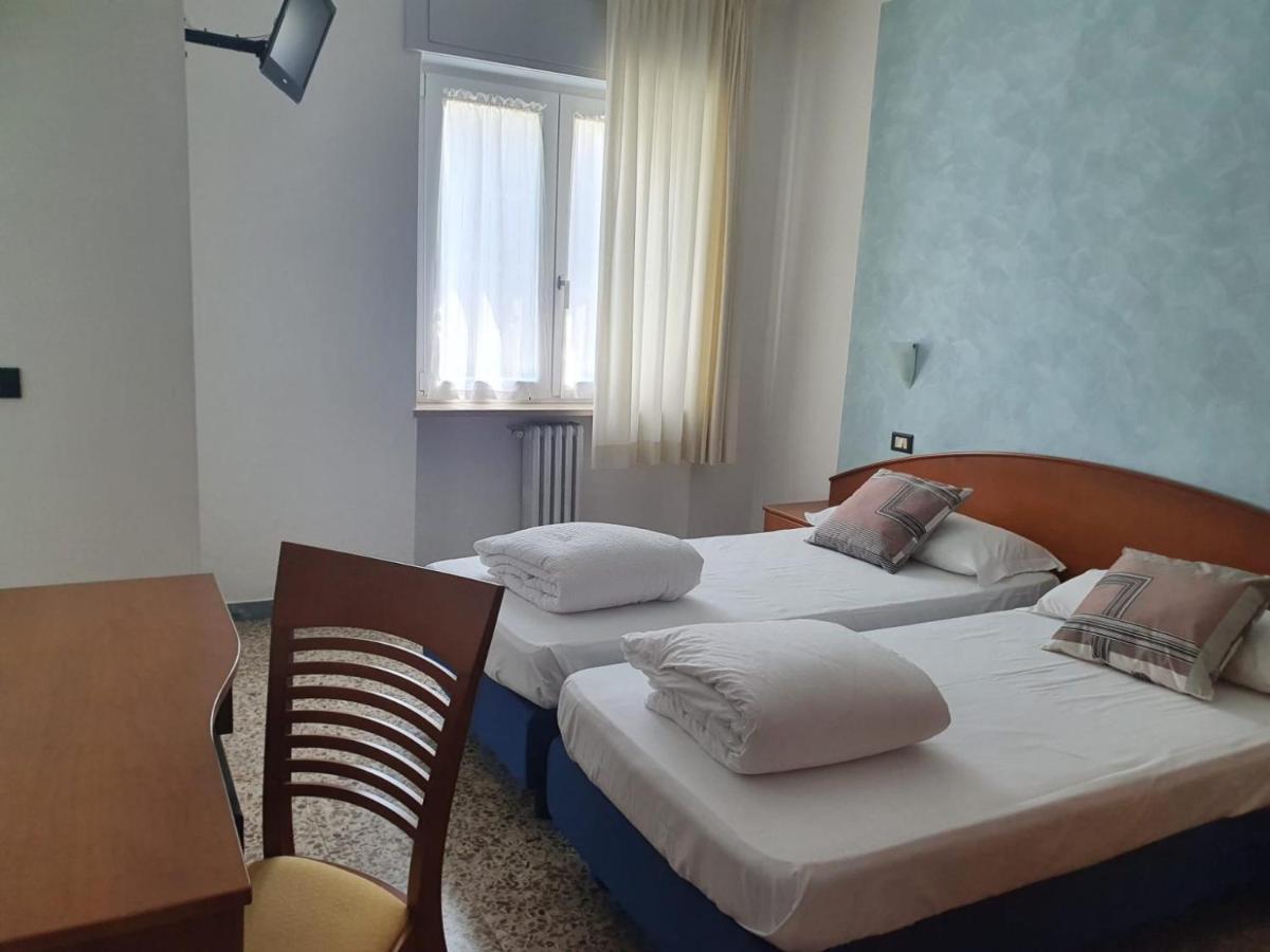 Hotel 2 Palme 托里德尔贝纳科 外观 照片